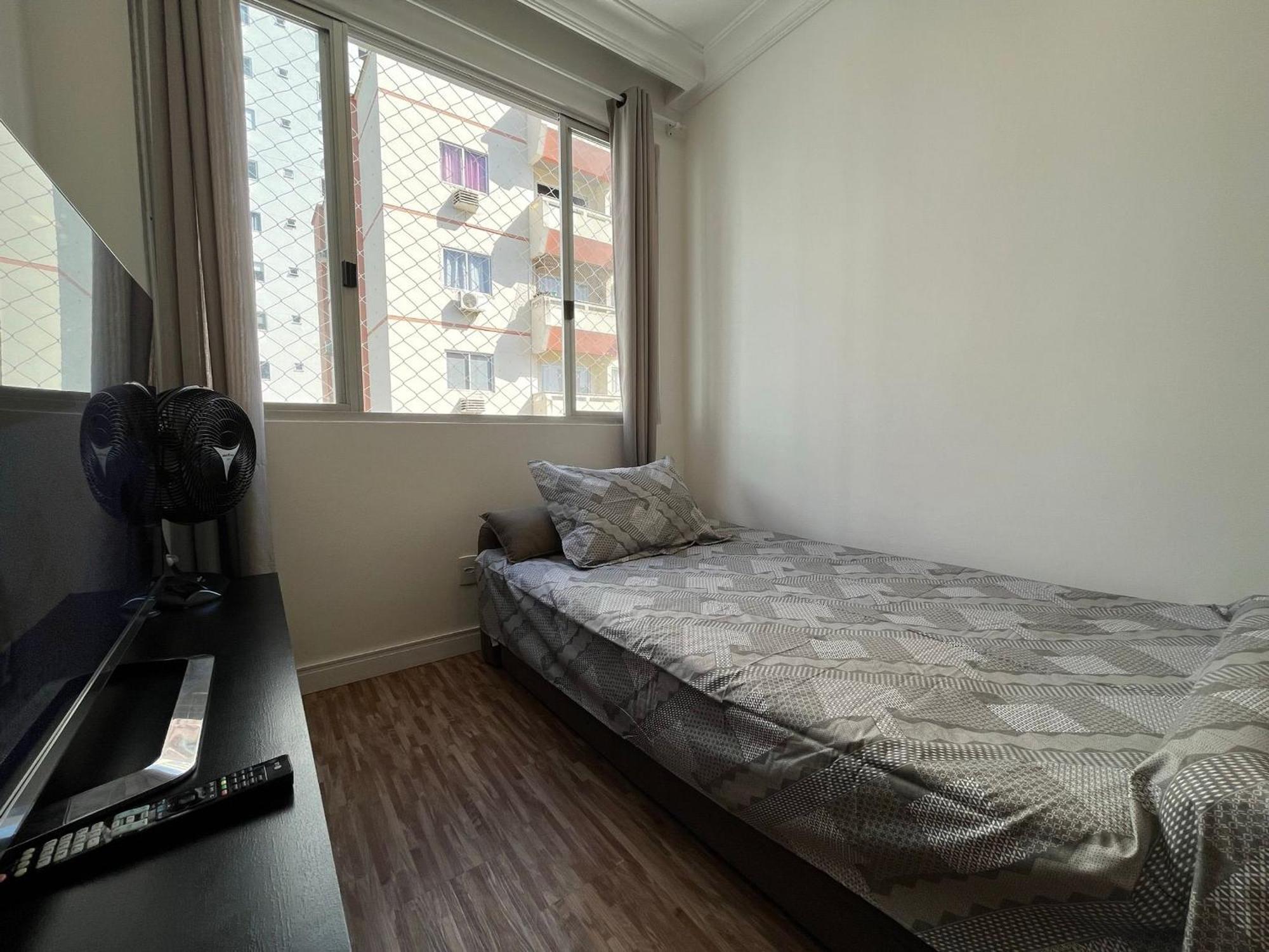 Po04- 1 Quarto Ao Lado Shop. Atlantico C/ Garagem บัลเนอาริโอ กังโบริว ภายนอก รูปภาพ