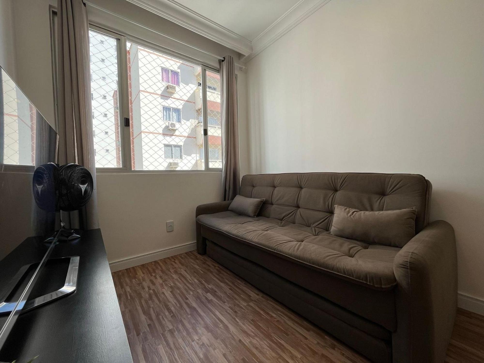 Po04- 1 Quarto Ao Lado Shop. Atlantico C/ Garagem บัลเนอาริโอ กังโบริว ภายนอก รูปภาพ